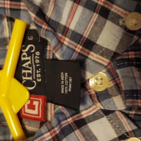 Chaps short sleeve button up plaid shirt boys size 6 - Picture 2 of 5